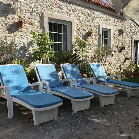 Secret Garden - Romantic With Patio And Pool - Privacy Holiday home