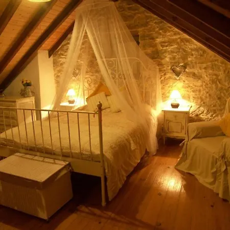 Secret Garden - Romantic With Patio And Pool - Privacy *